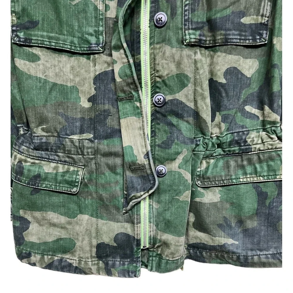 Free People Zippered Camouflage Denim‎ Military Jacket Women’s Size Small